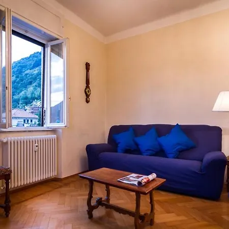 Santa Giulia 12 * كومو